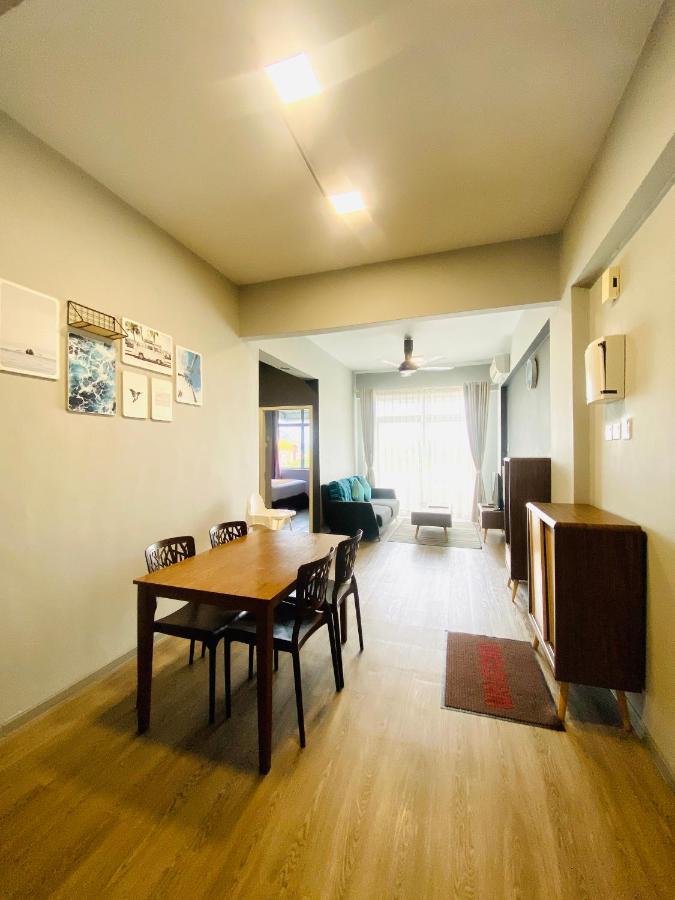 Seaview Apartment *
